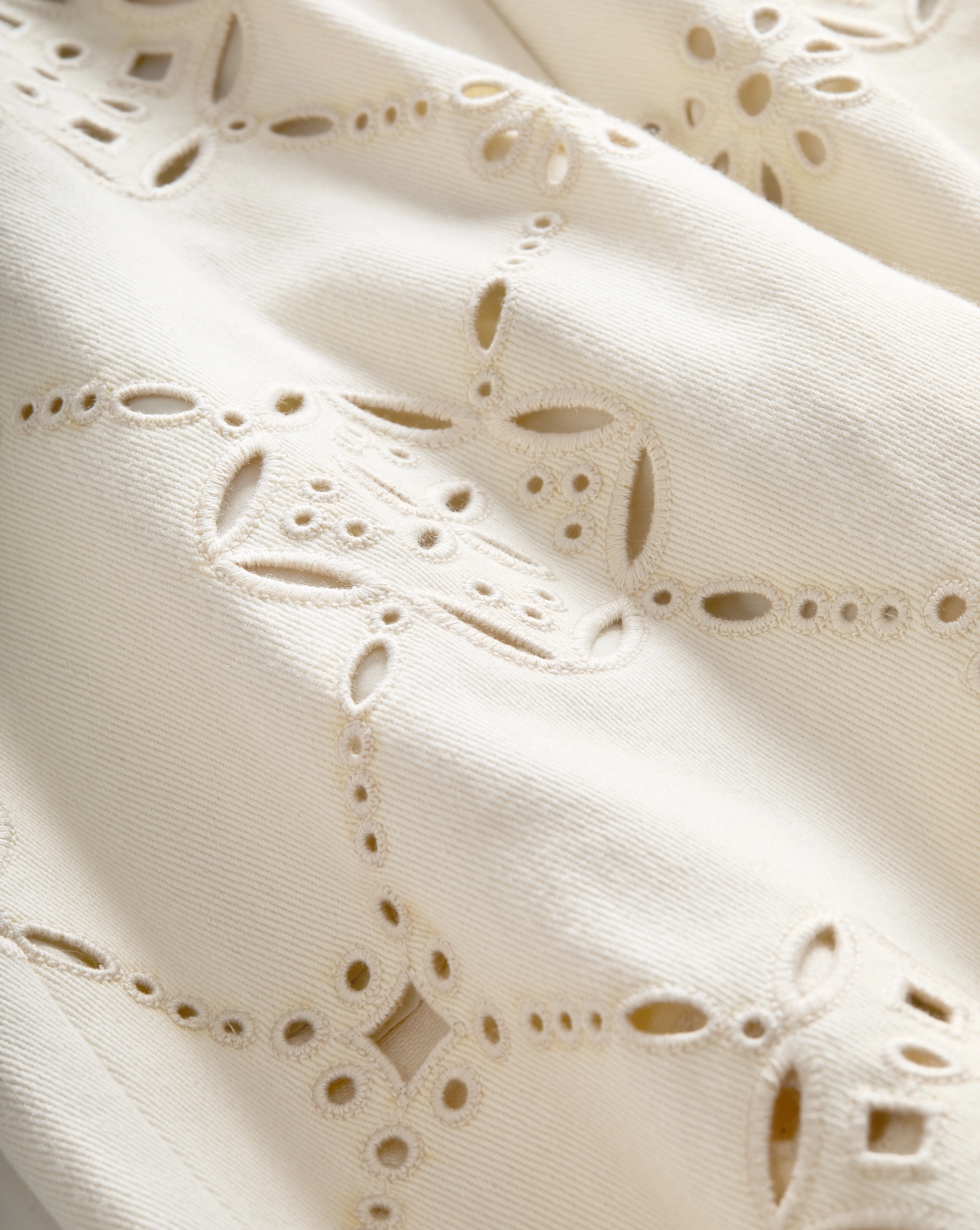 Dova Eyelet Pant sold by Veronica Beard product image thumbnail 4