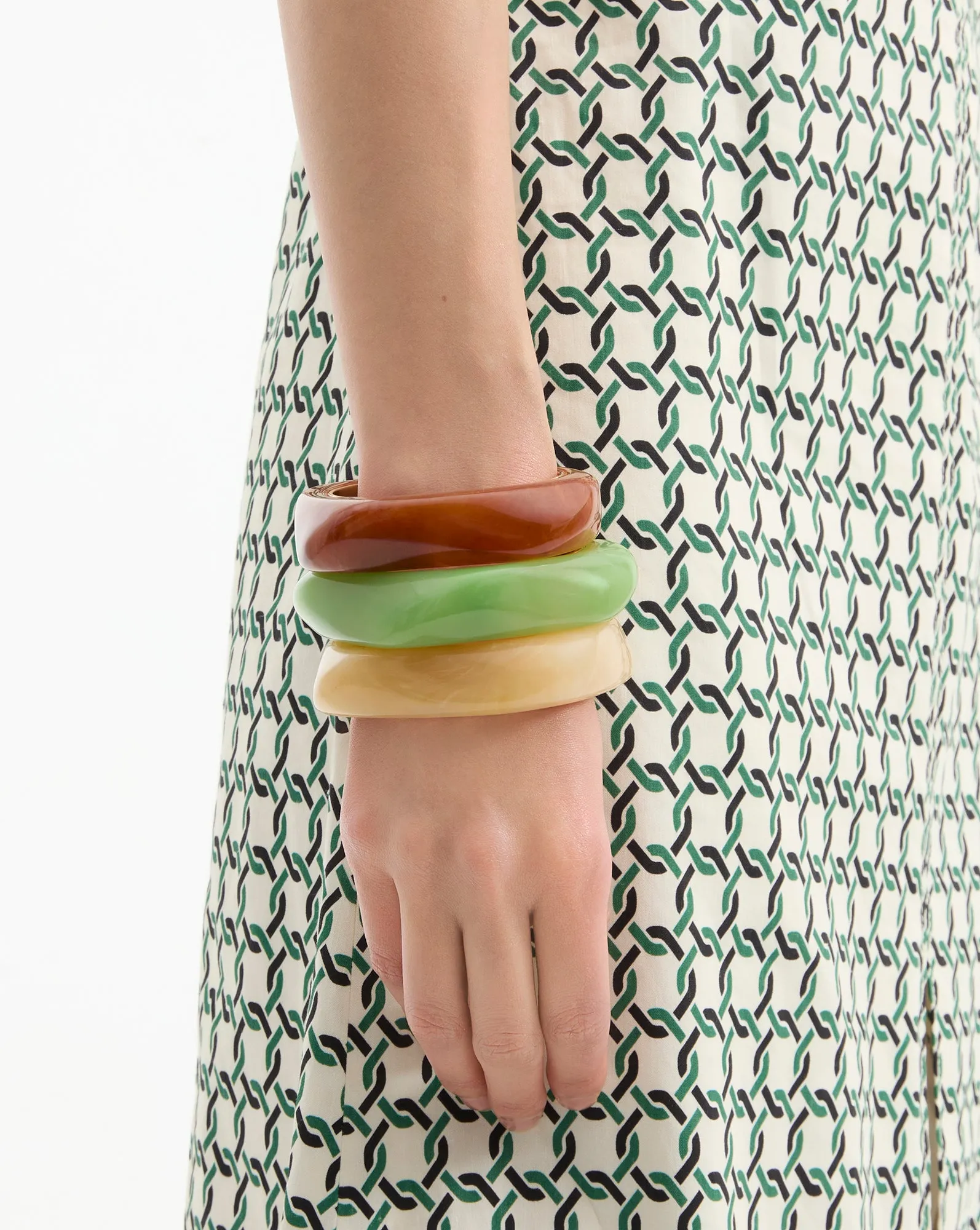 Sculpted Resin Bangle sold by Veronica Beard product image thumbnail 2