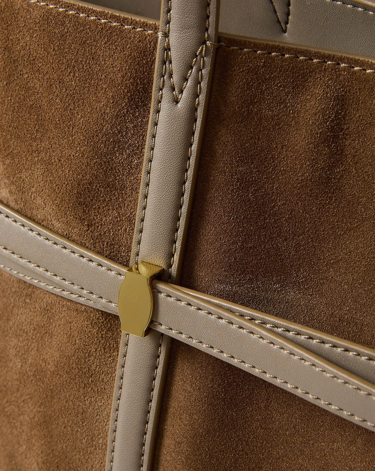 Lasso Belted Tote Bag sold by Veronica Beard product image thumbnail 3