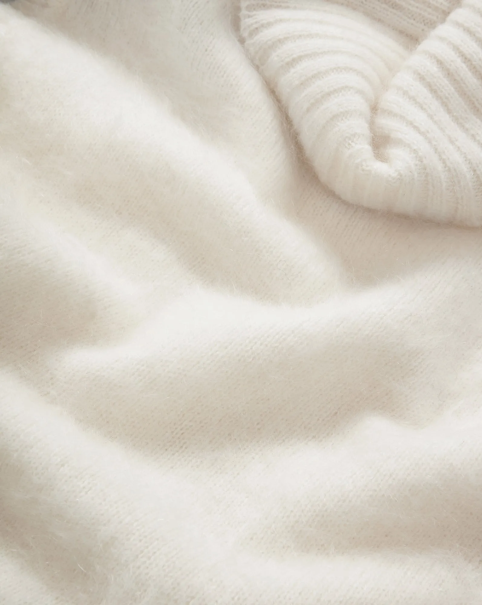 Mazzy Brushed Cashmere Sleeveless Sweater sold by Veronica Beard product image thumbnail 3