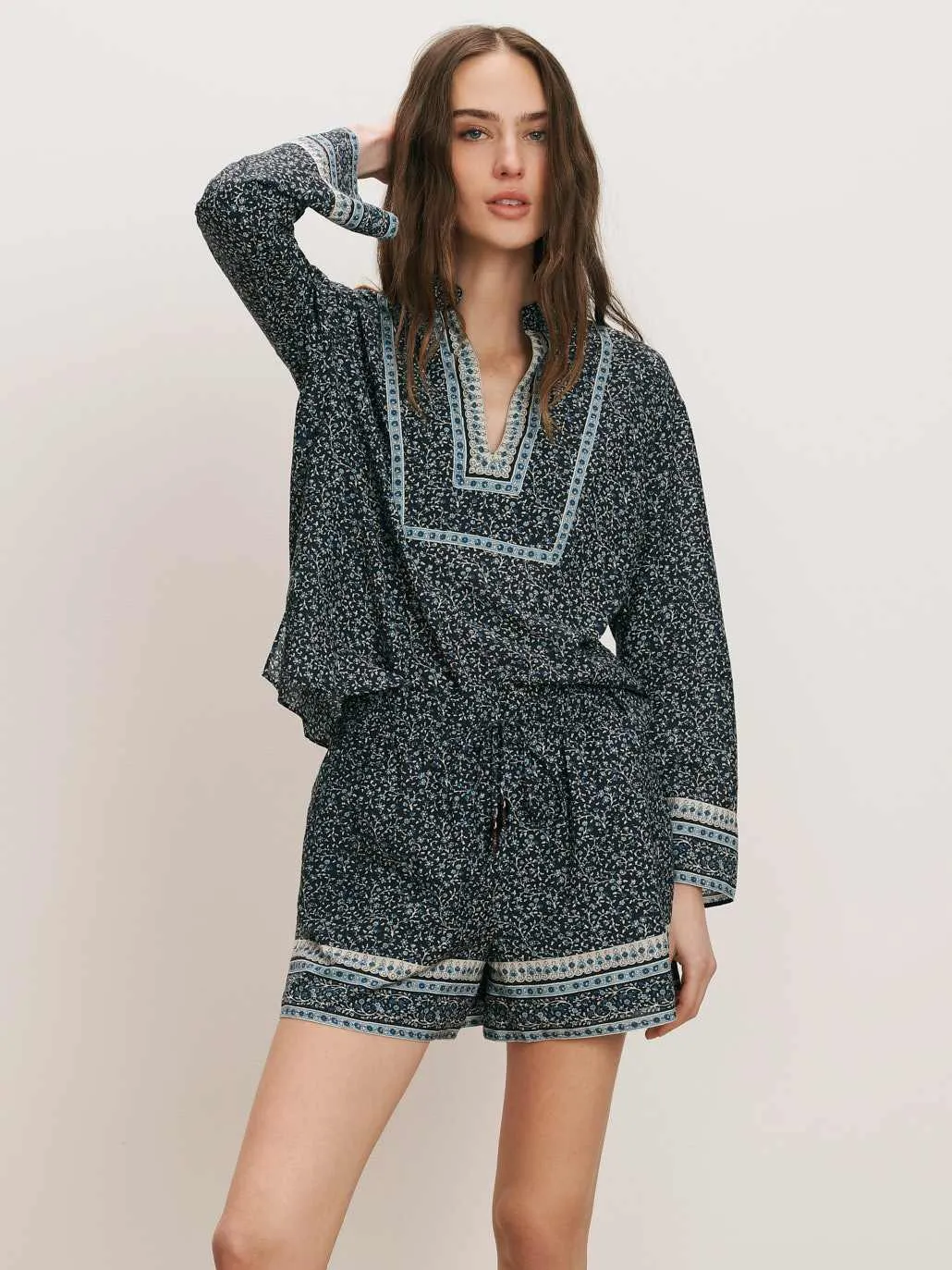 Vilvaldi Floral Short sold by Veronica Beard