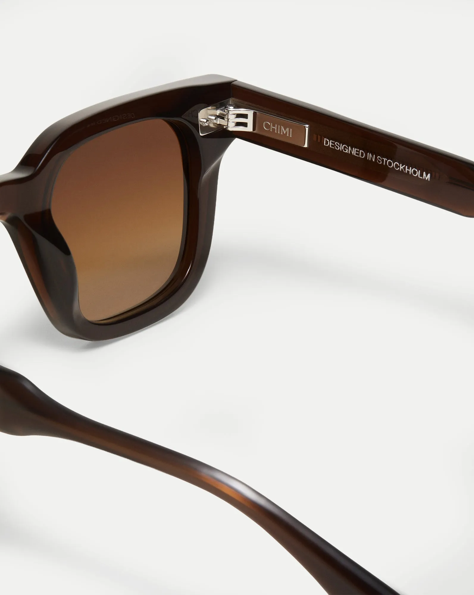 04 Square Sunglasses sold by Veronica Beard product image thumbnail 3