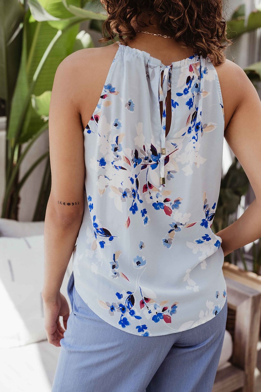 Fonda Floral Front Tie Halter Blouse - FINAL SALE sold by Veronica M product image thumbnail 4