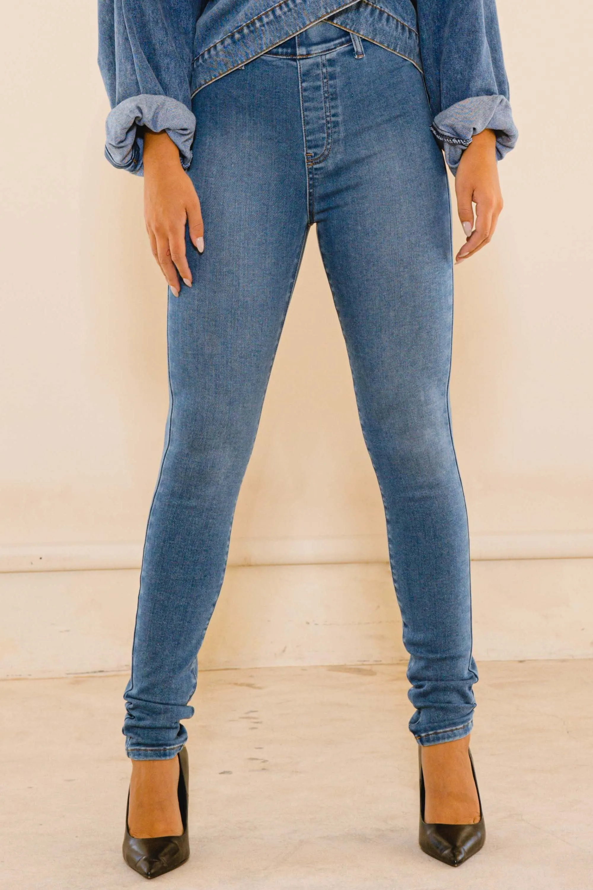Steady Skinny Jeans sold by Vibrant product image thumbnail 4