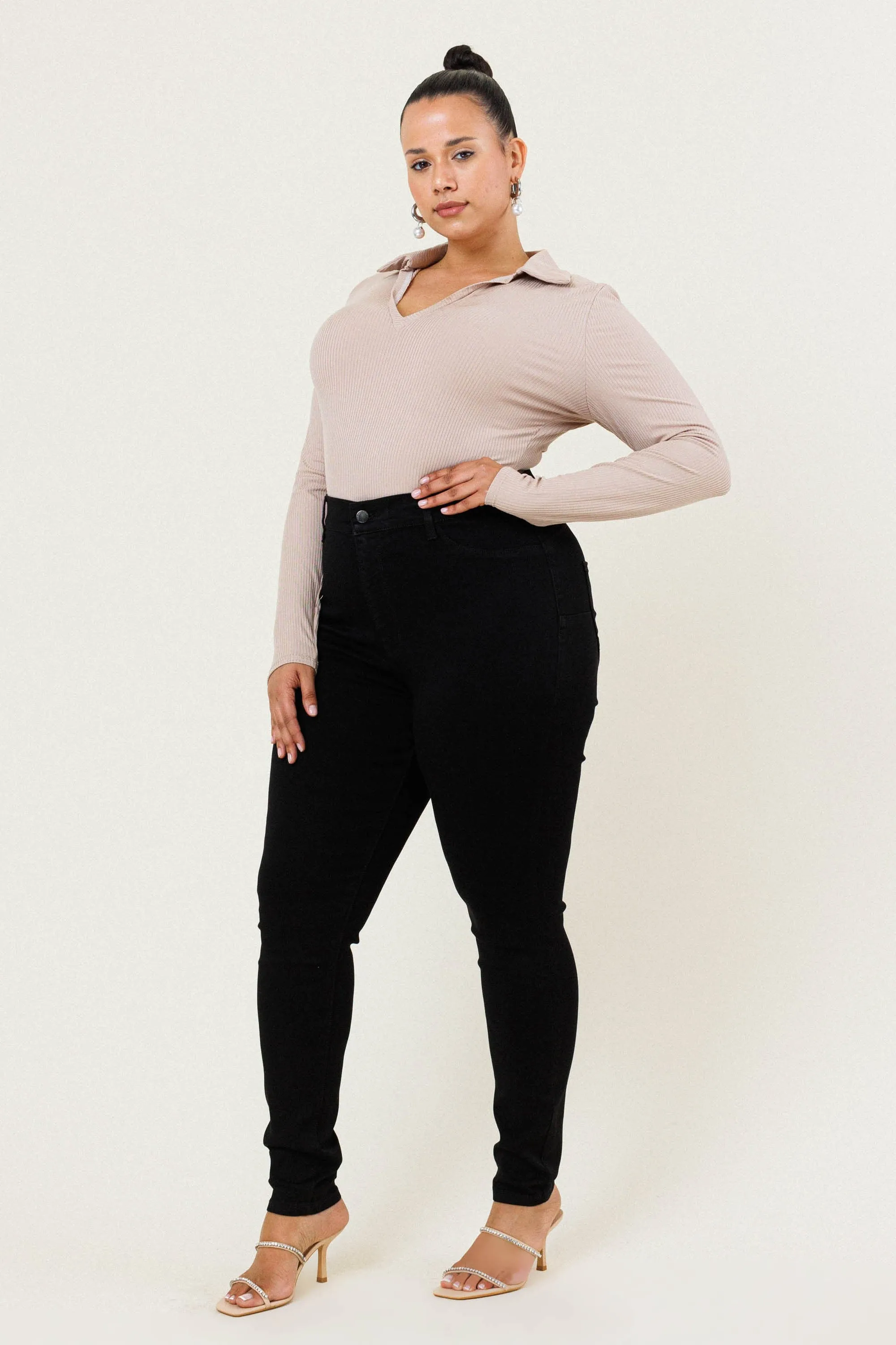 Plus Cozy Stretchy Skinny Jeans sold by Vibrant product image thumbnail 3