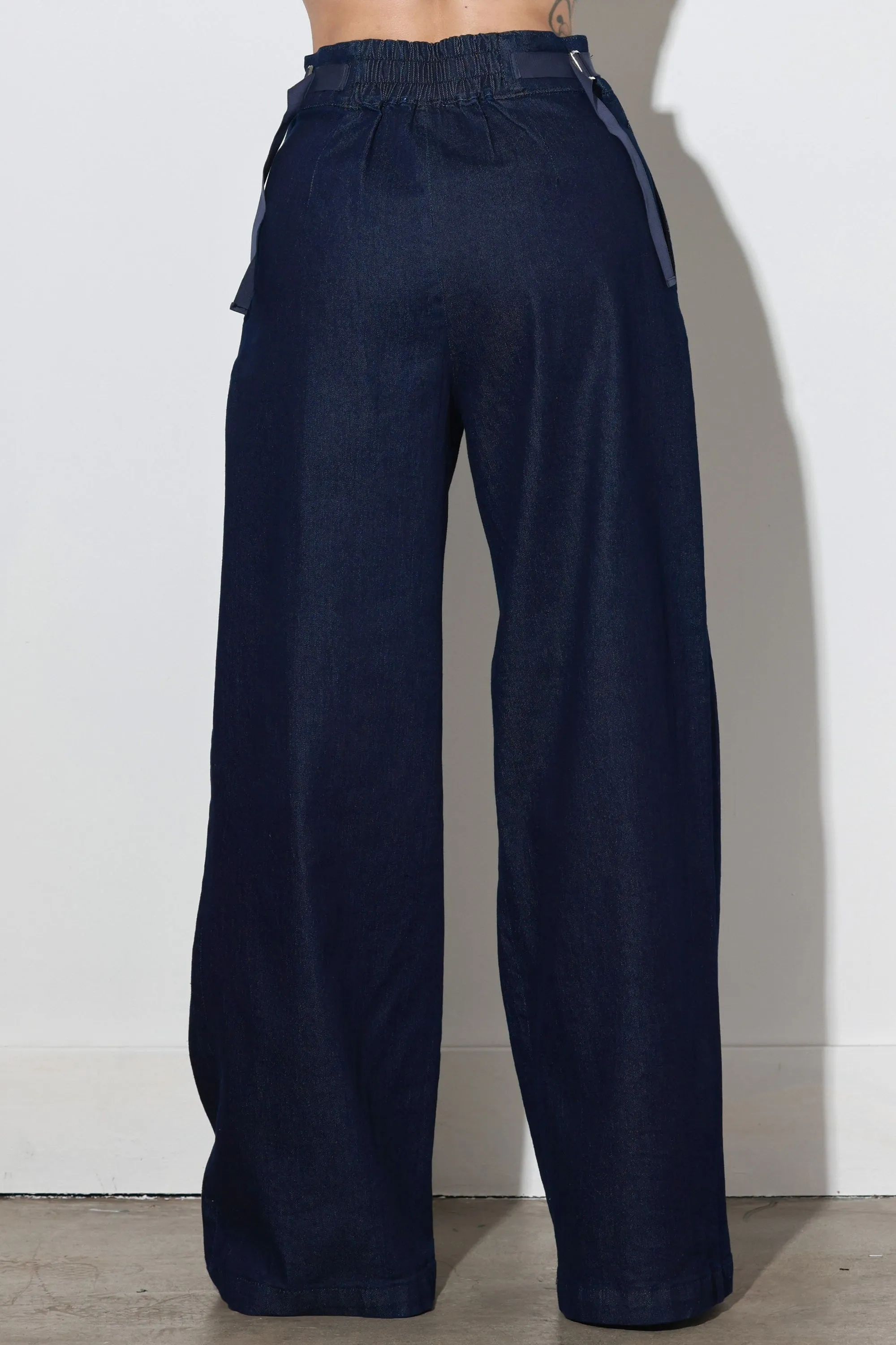 High-Rise Pin Tuck Wide Leg Jeans sold by Vibrant product image thumbnail 4