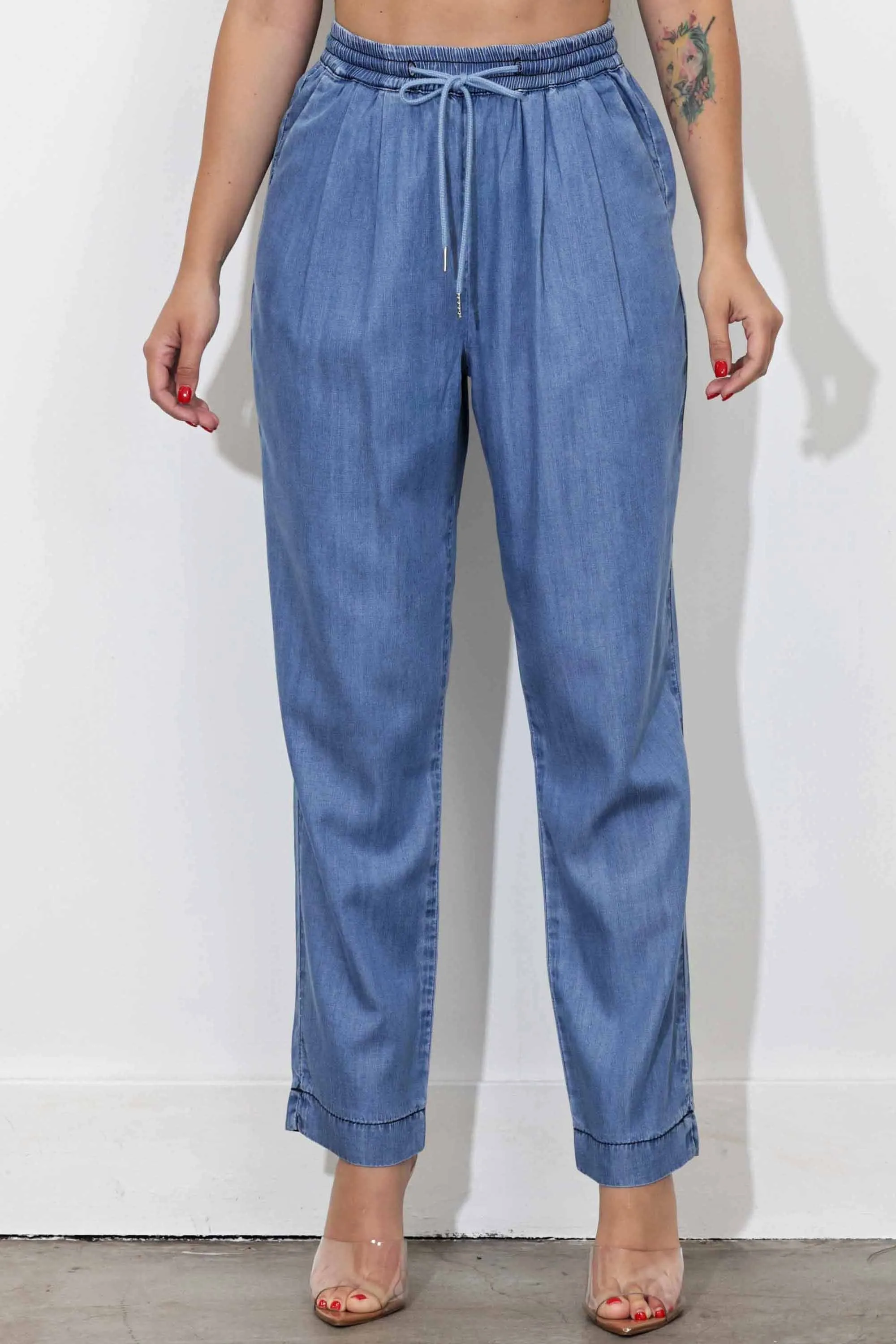 TENCEL™ fibers Relaxed Pants sold by Vibrant product image thumbnail 2