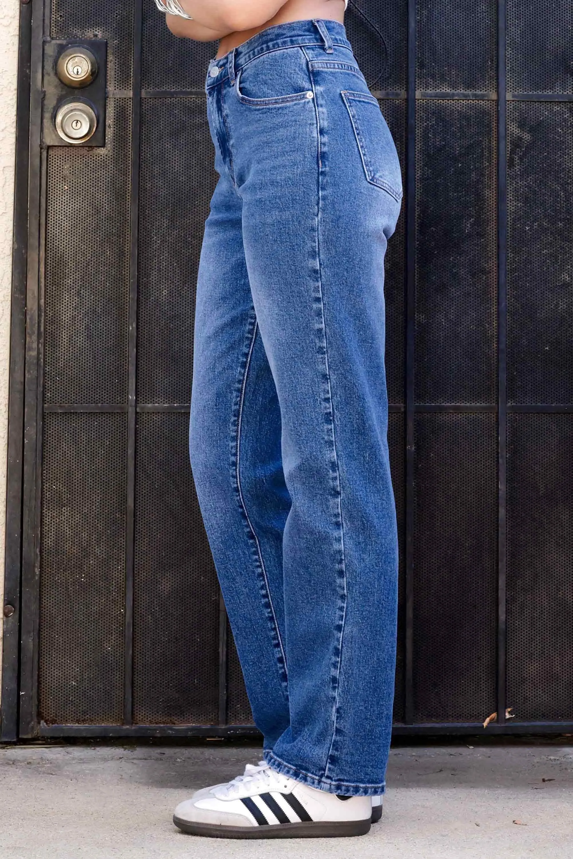 Back to 90s Slim Baggy Jeans sold by Vibrant product image thumbnail 2