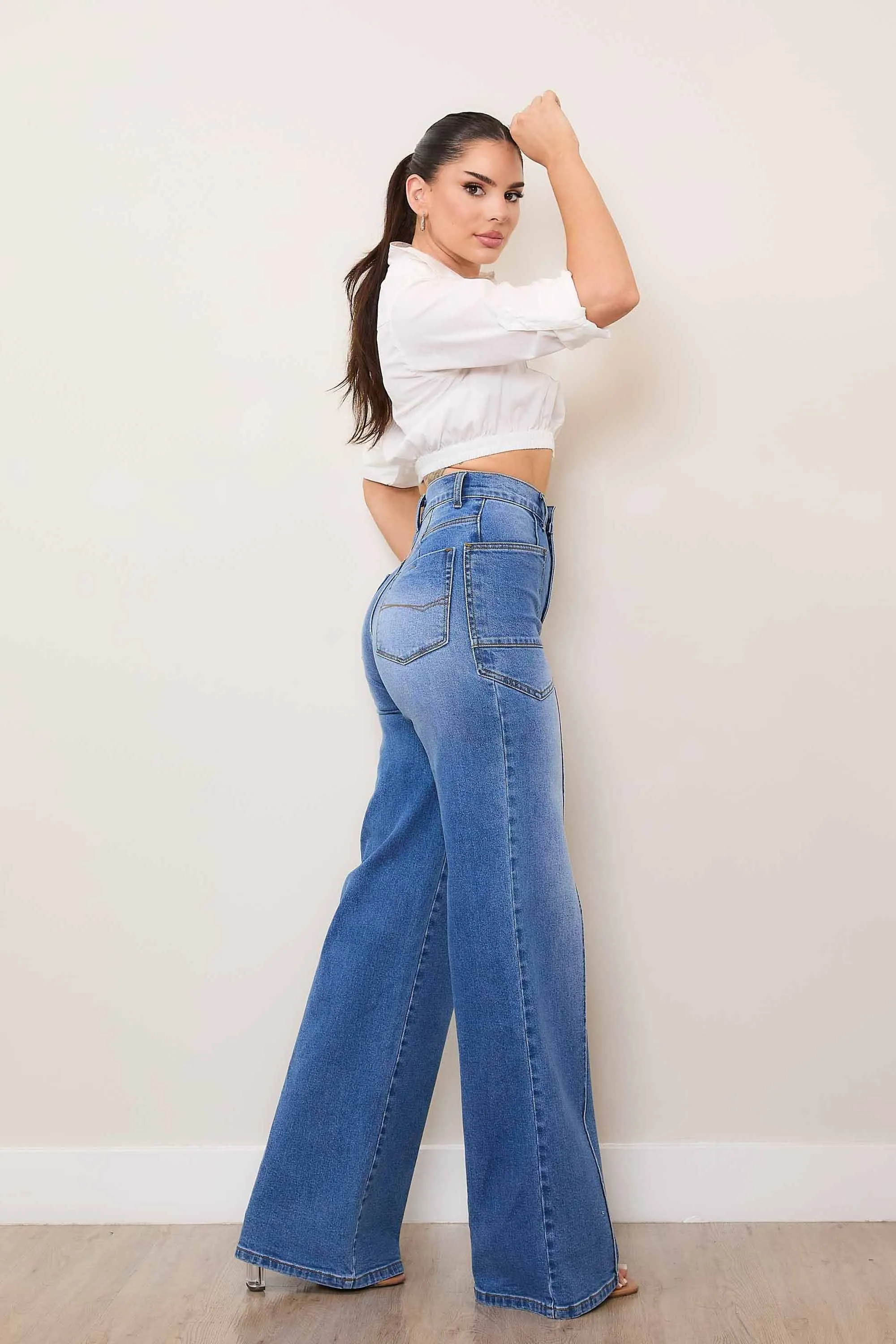 Big Square Pocket Wide Leg Jeans sold by Vibrant product image thumbnail 5