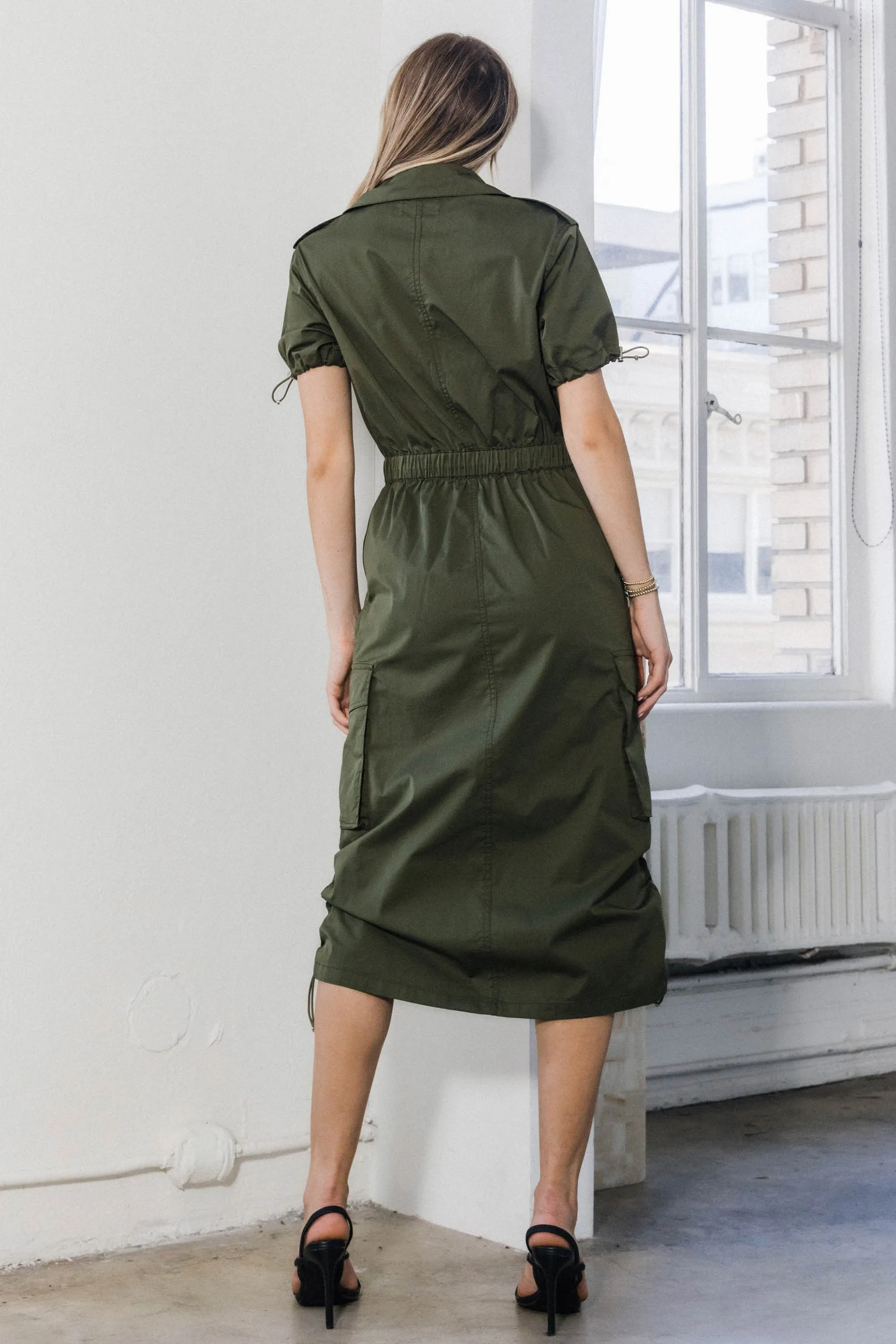【関税＆送料込み】Givenchy Taupe Safari Dress In Poplin GIVENCHY_SP25_PRECO_WOMEN_MEN_