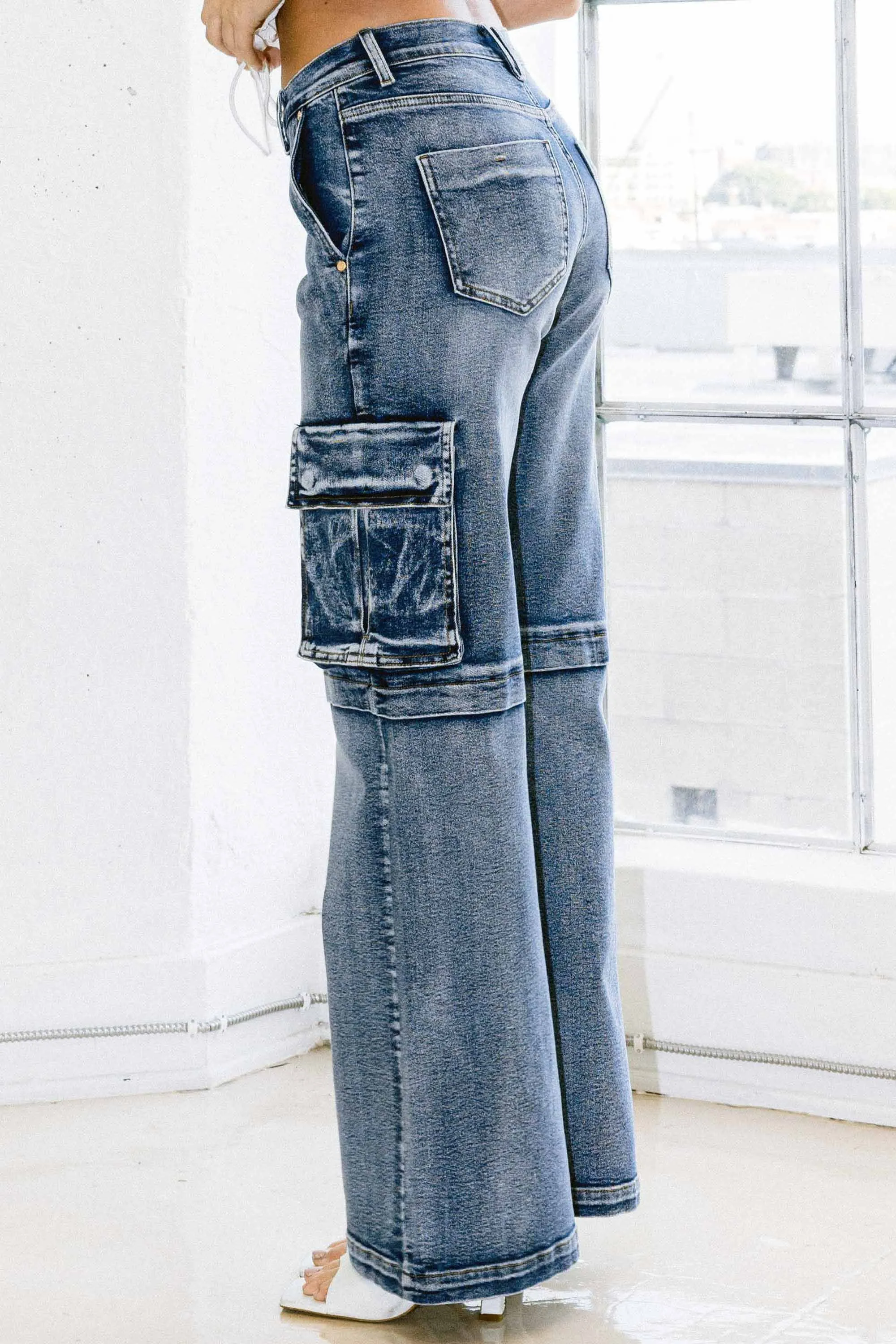 Mid-waisted Cargo Wide Leg Jeans sold by Vibrant product image thumbnail 2
