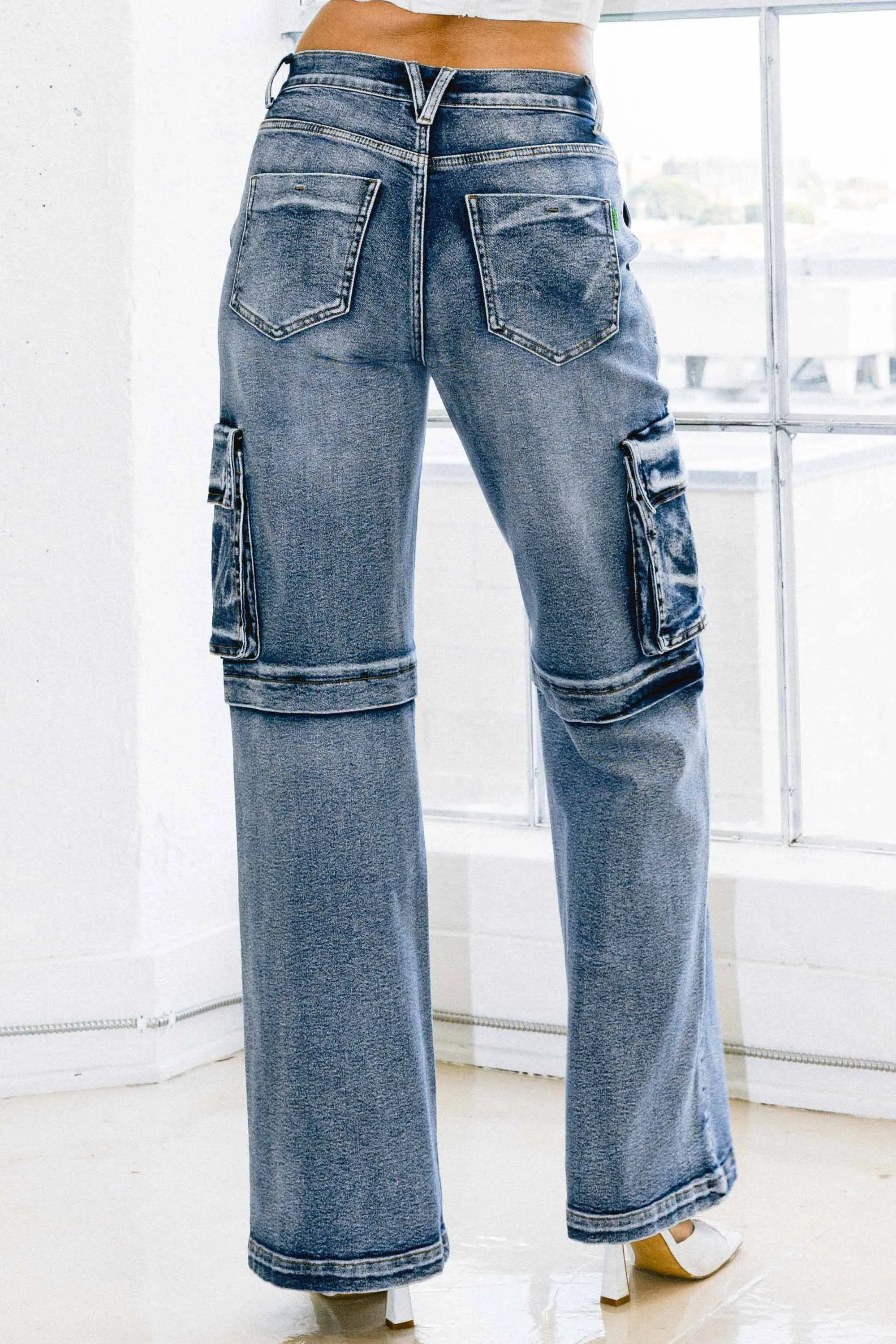 Mid-waisted Cargo Wide Leg Jeans sold by Vibrant product image thumbnail 3