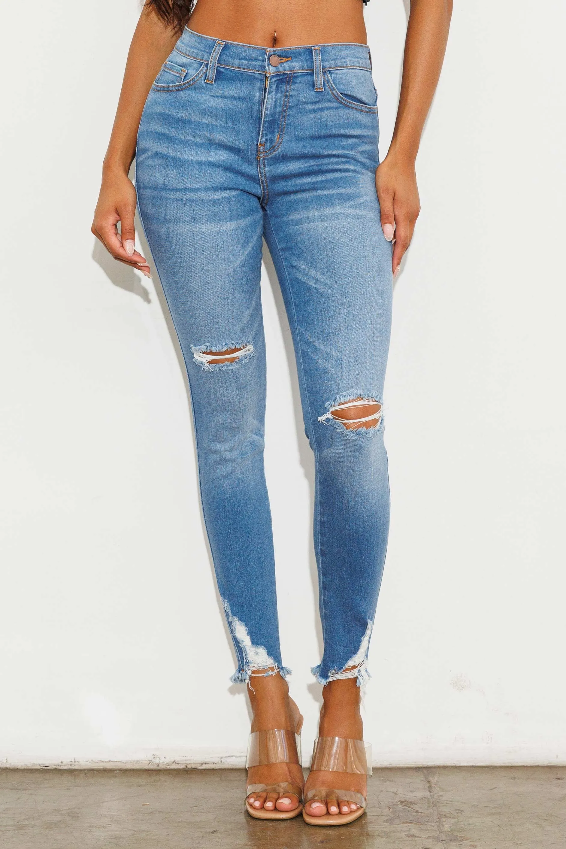 Falling Back Ankle Skinny Jeans sold by Vibrant product image thumbnail 5