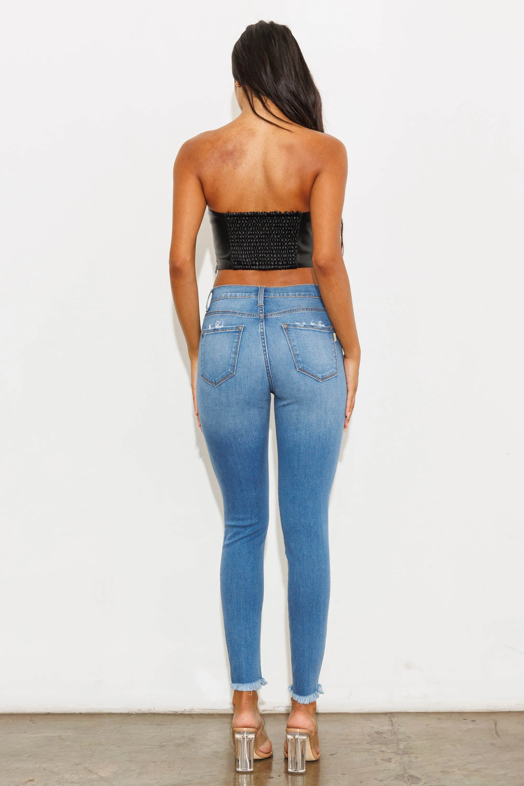 Falling Back Ankle Skinny Jeans sold by Vibrant product image thumbnail 4