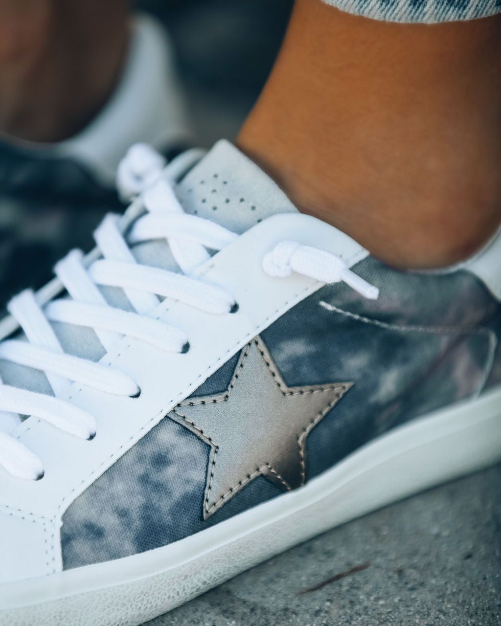 Walking On Clouds Sneaker - FINAL SALE sold by Vici product image thumbnail 4