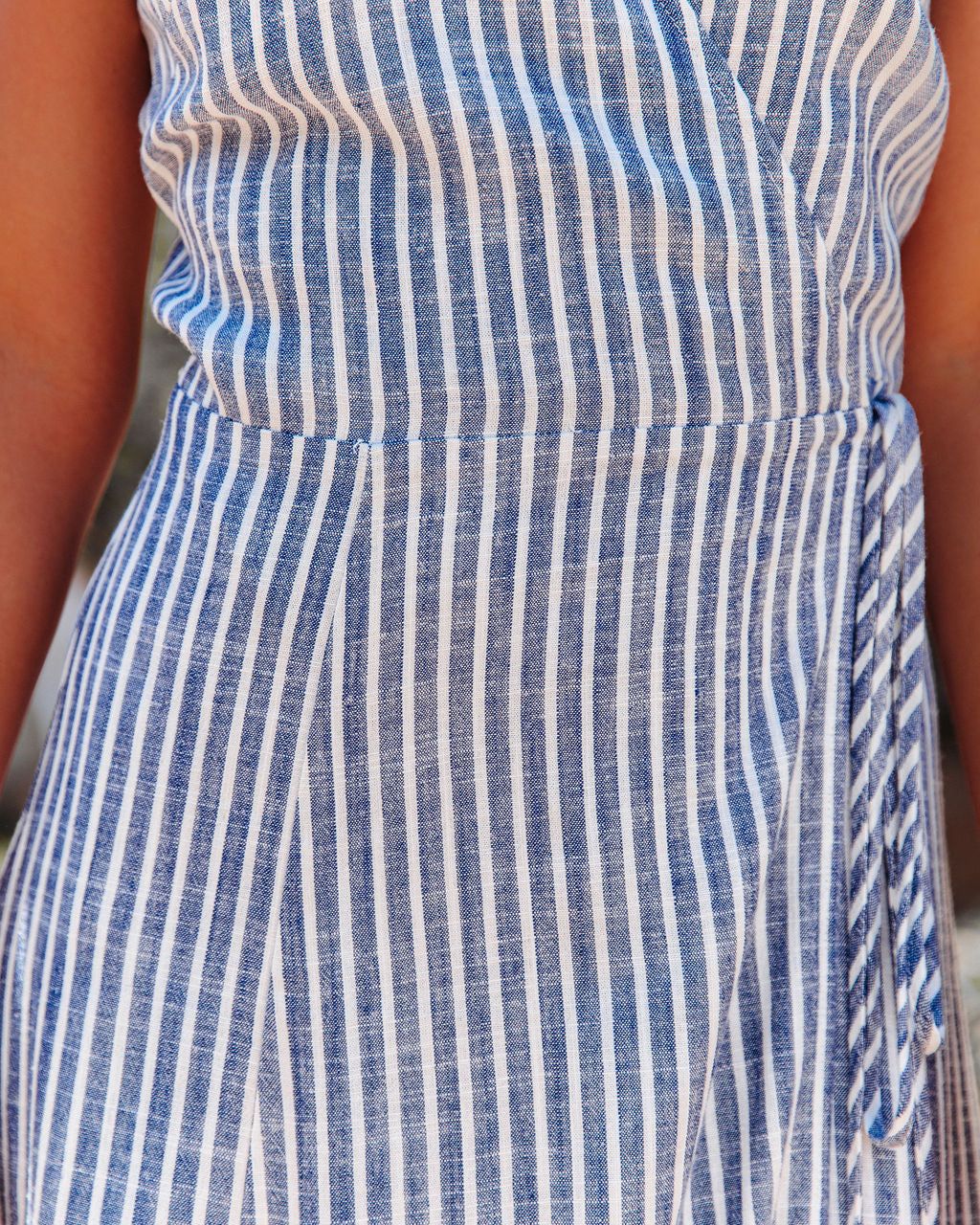 Addy Linen Blend Wrap Midi Dress - FINAL SALE sold by Vici product image thumbnail 4