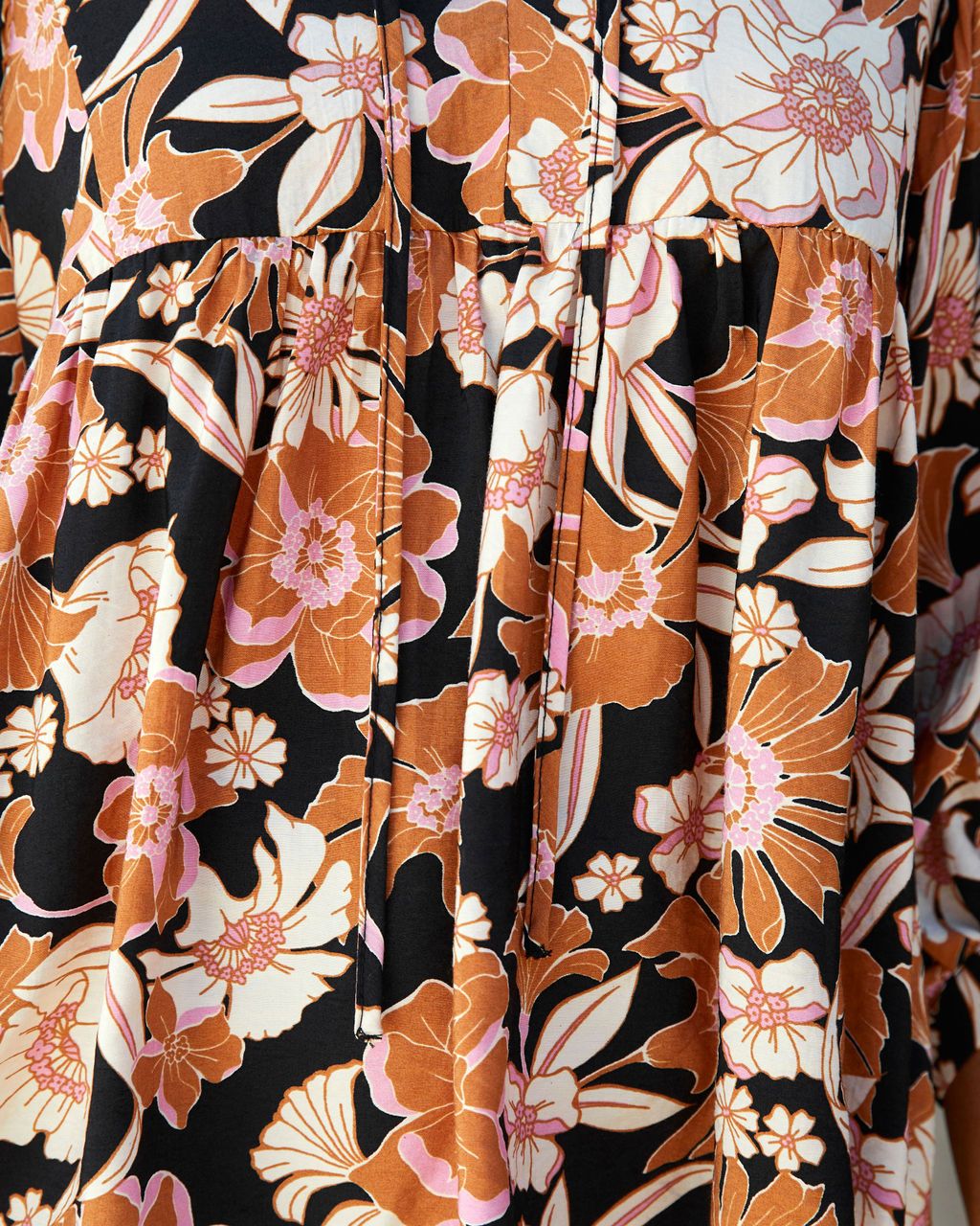 Lolo Floral Balloon Sleeve Top sold by Vici product image thumbnail 3