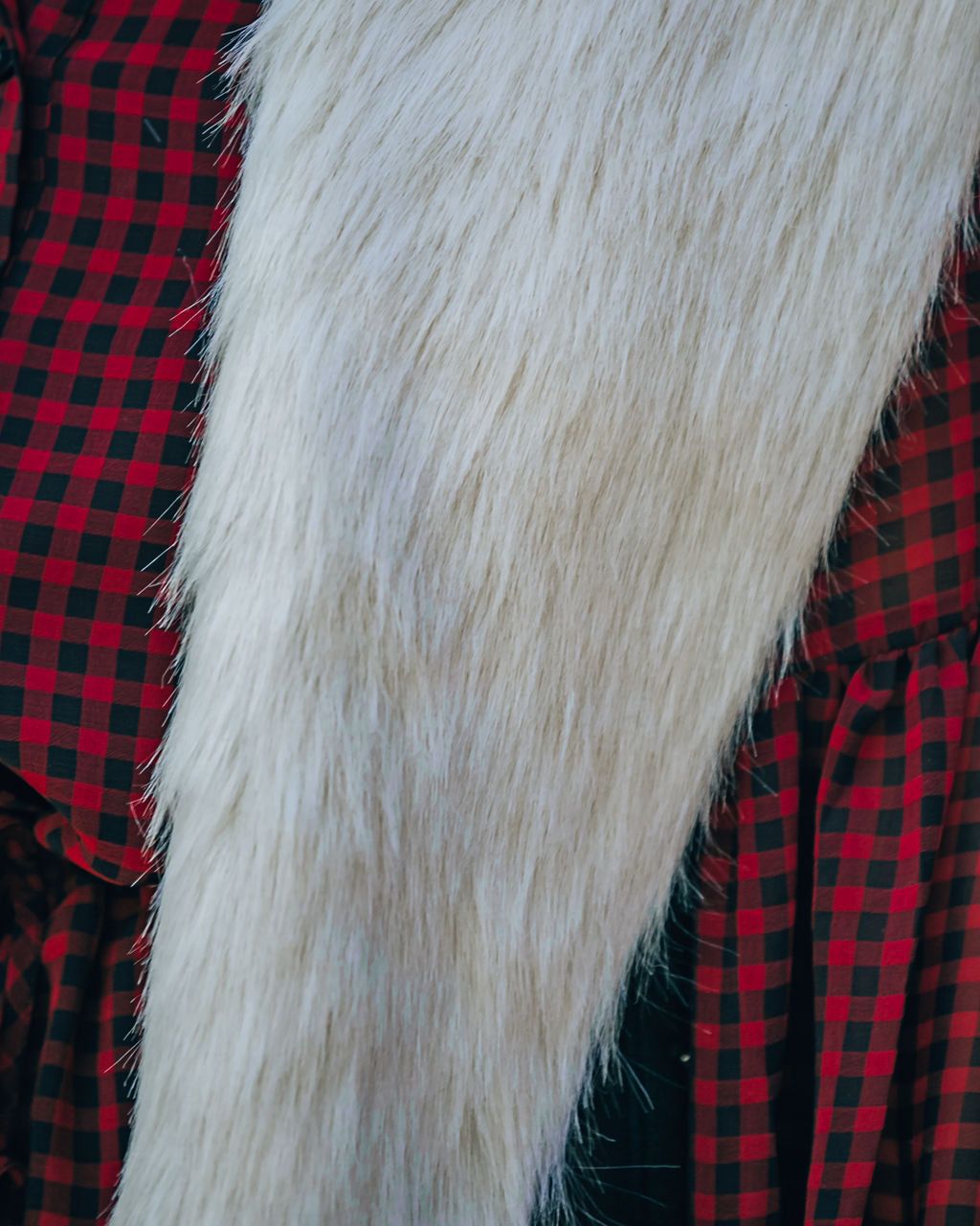 Mammoth Pocketed Faux Fur Lined Vest - Black - FINAL SALE sold by Vici product image thumbnail 4