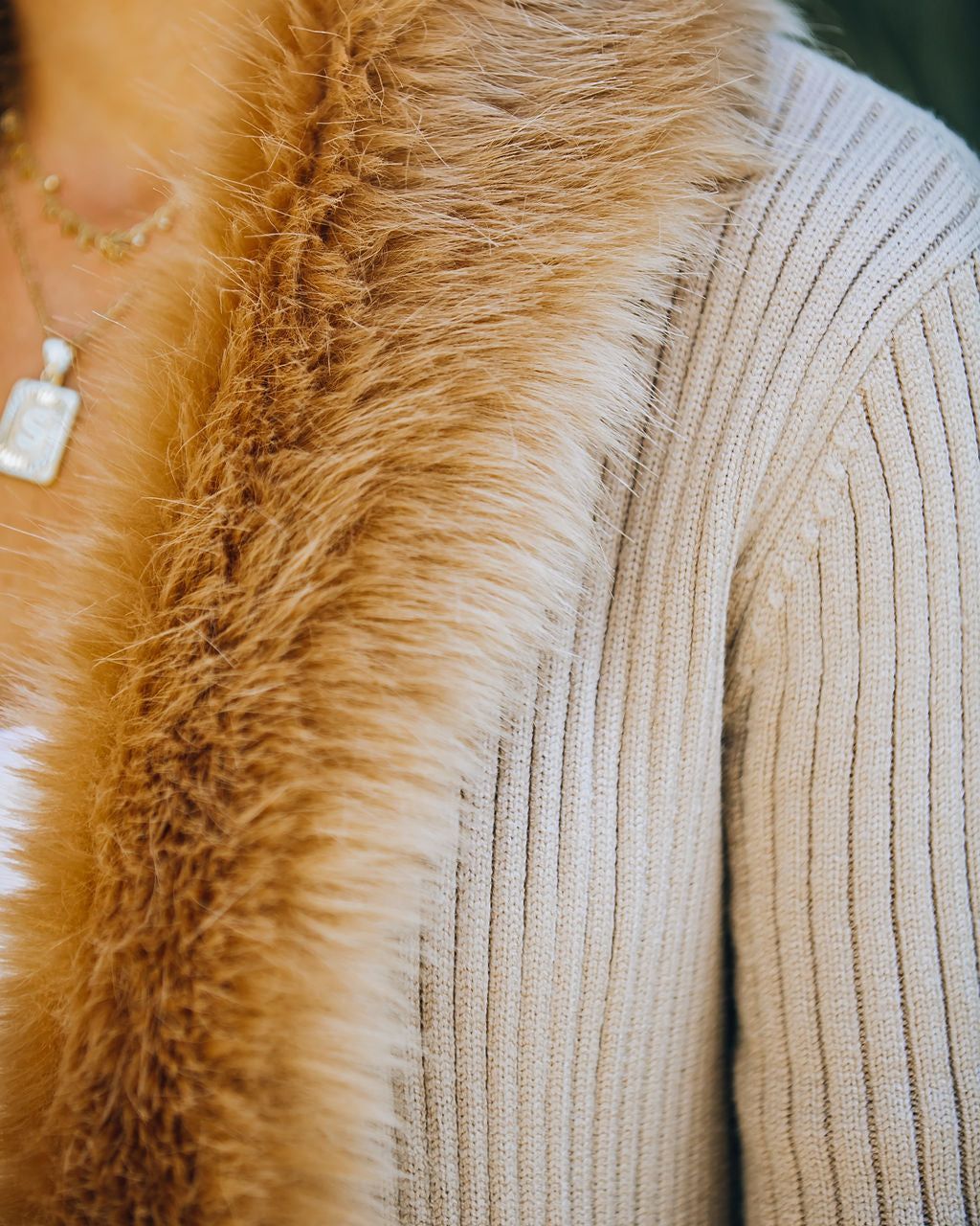 Halle Pocketed Faux Fur Collar Knit Cardigan - FINAL SALE sold by Vici product image thumbnail 4