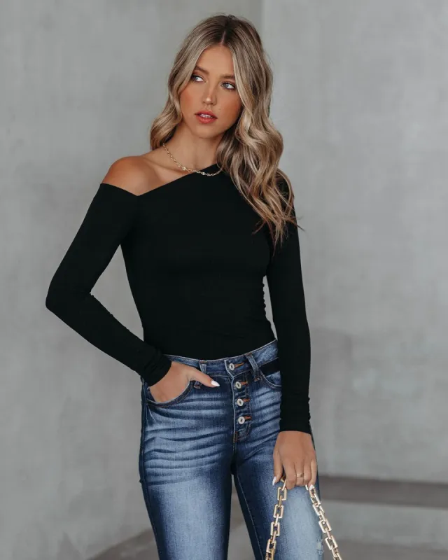Tavia Asymmetrical Knit Top - Black - FINAL SALE sold by Vici
