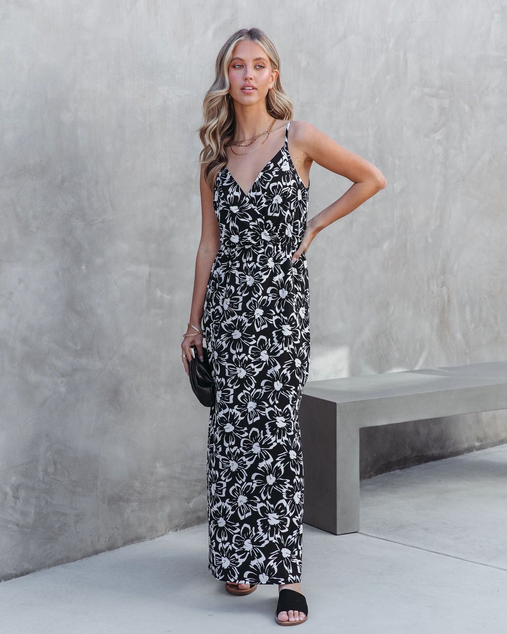 Lilo Floral Maxi Dress - Black/White - FINAL SALE sold by Vici