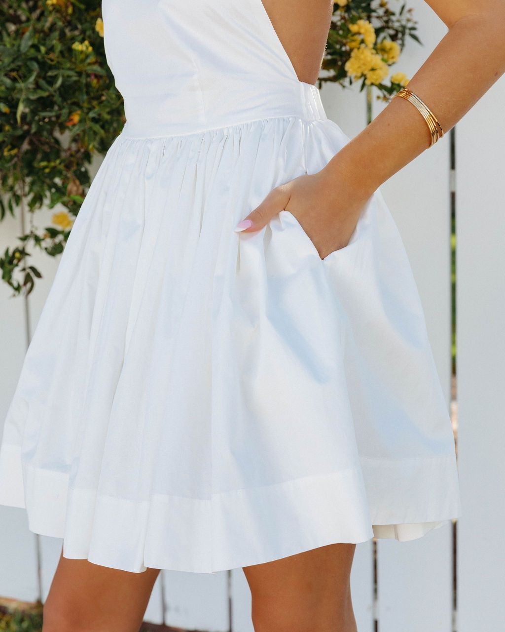 Vanie Cotton Pocketed Halter Mini Dress - Off White - FINAL SALE sold by Vici product image thumbnail 4