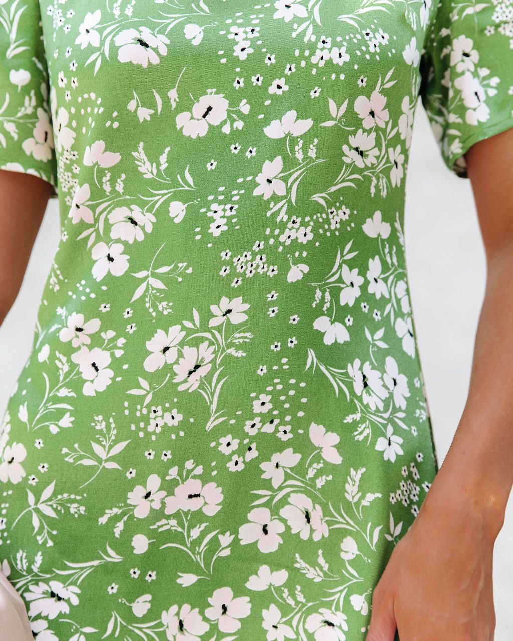 Garden Stroll Satin Floral Midi Dress - FINAL SALE sold by Vici product image thumbnail 4