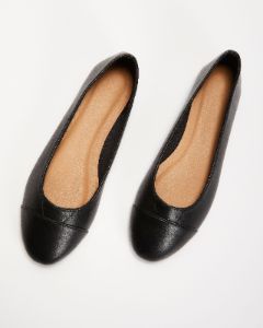 Rinehart Flats - Black - SALE sold by Vici