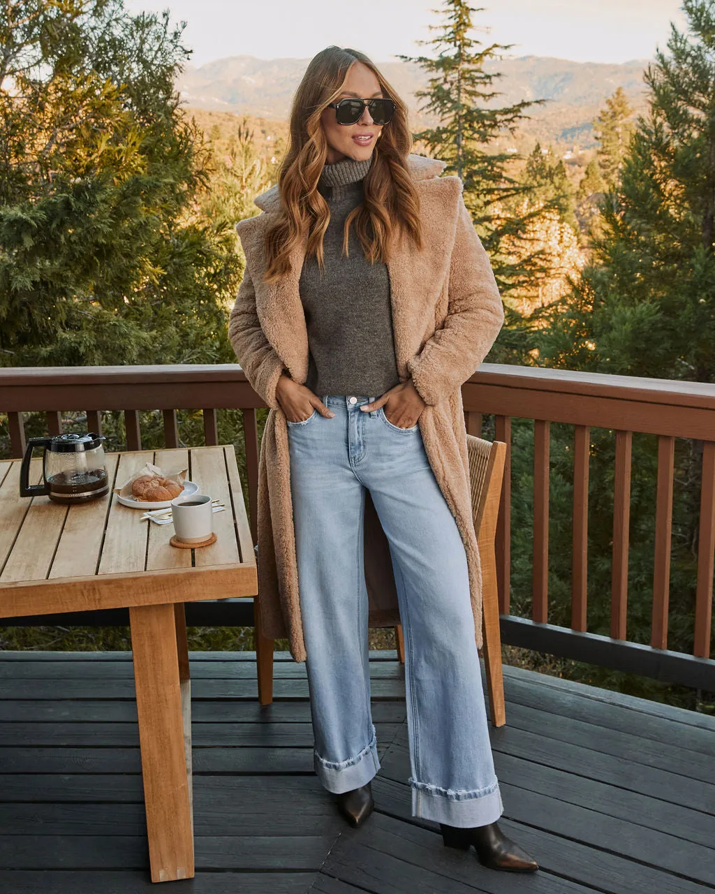 Laylia Stretch Distressed Wide Leg Jeans sold by Vici product image thumbnail 2