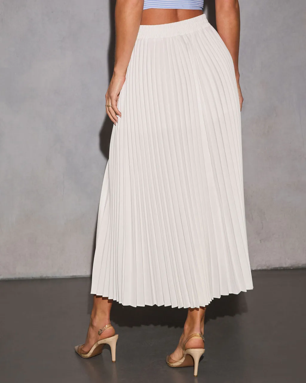 Lowen Pleated Maxi Skirt sold by Vici product image thumbnail 4