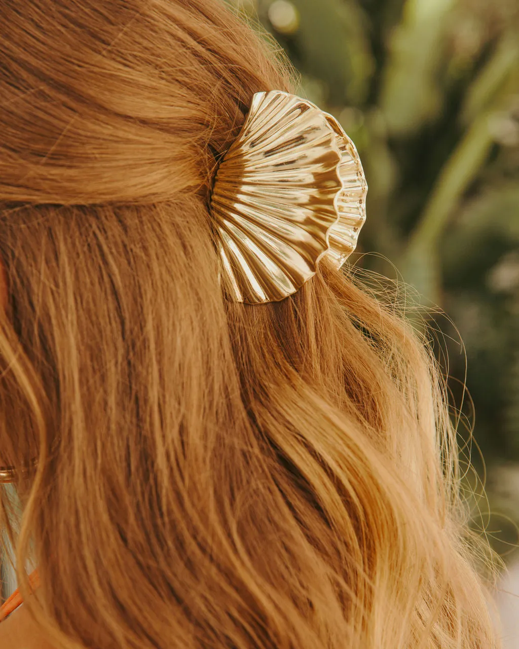 Sallie Seashell Hair Clip sold by Vici product image thumbnail 2