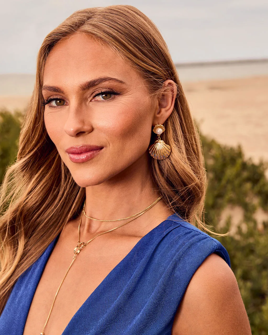 Shoreline Glow Seashell Drop Earrings sold by Vici product image thumbnail 2