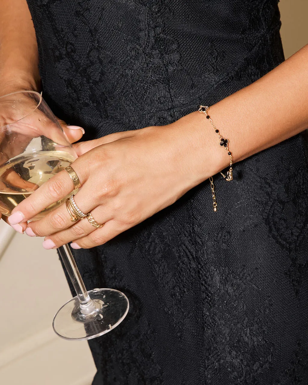 Arine Dainty Clover Bracelet sold by Vici product image thumbnail 2