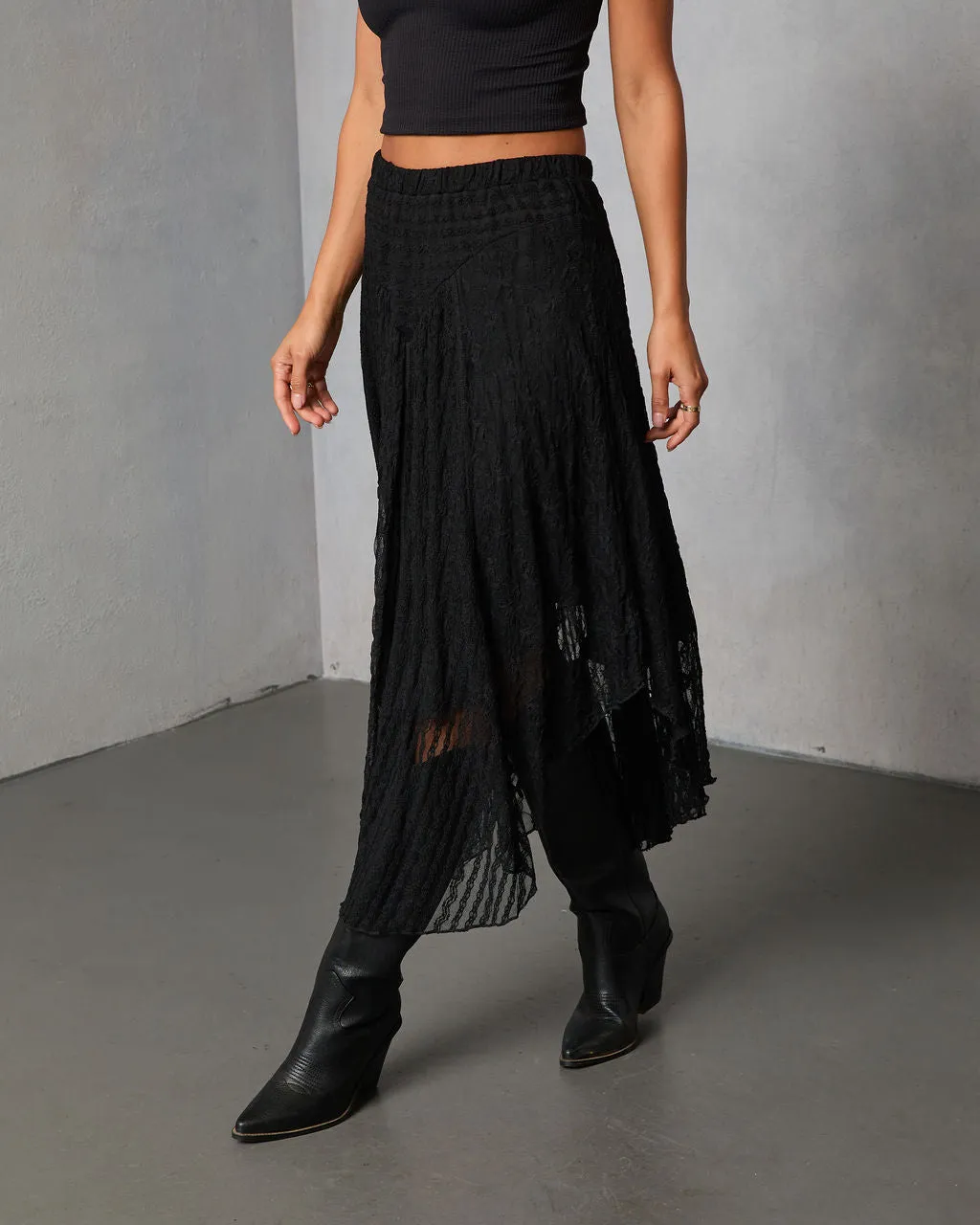 Moonthread Lace Darted Hem Midi Skirt sold by Vici product image thumbnail 3