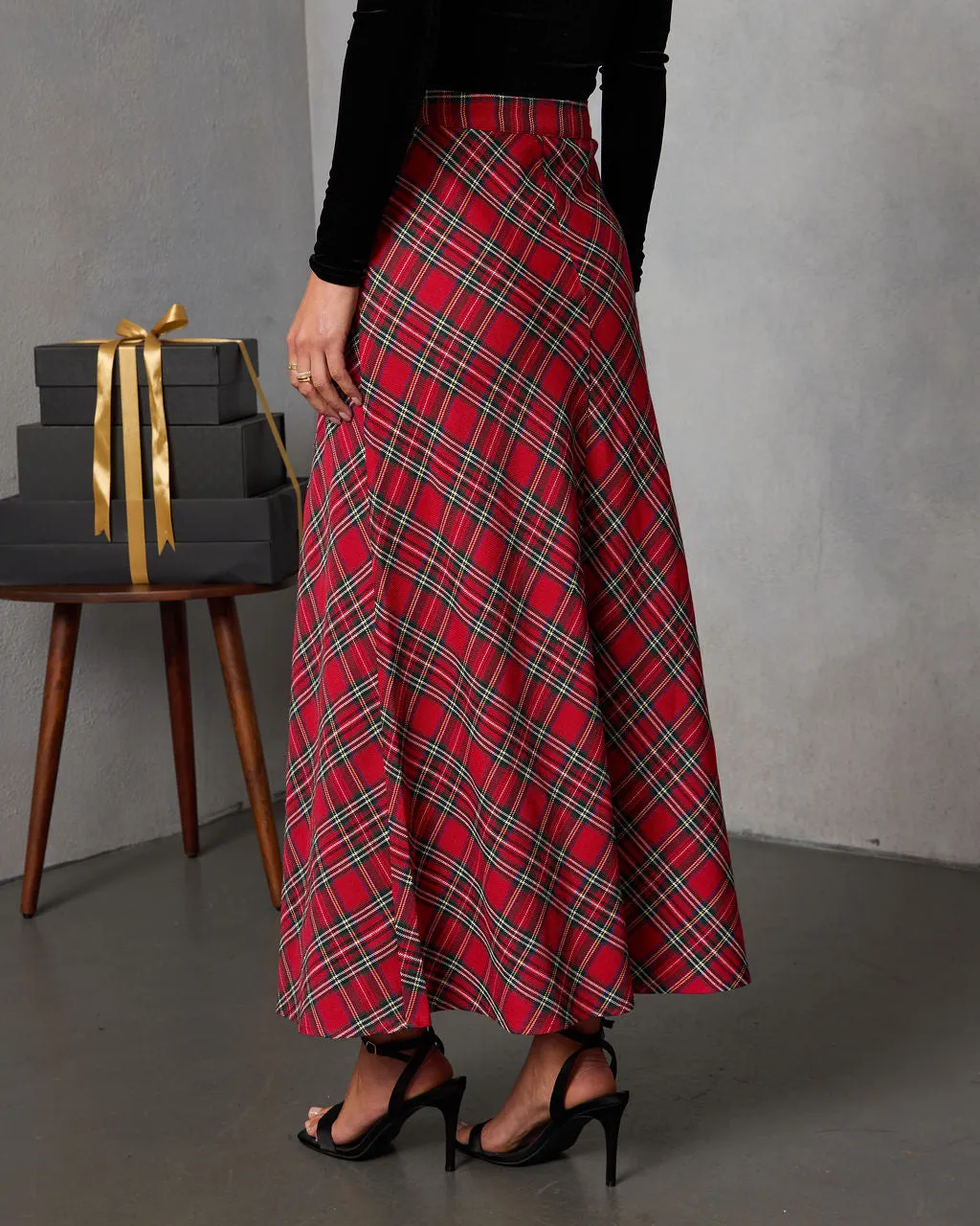 Tarenne Plaid Maxi Skirt sold by Vici product image thumbnail 4