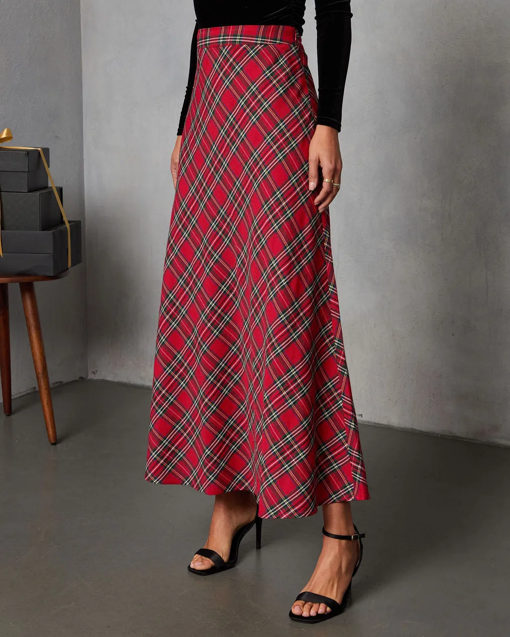 Tarenne Plaid Maxi Skirt sold by Vici product image thumbnail 3