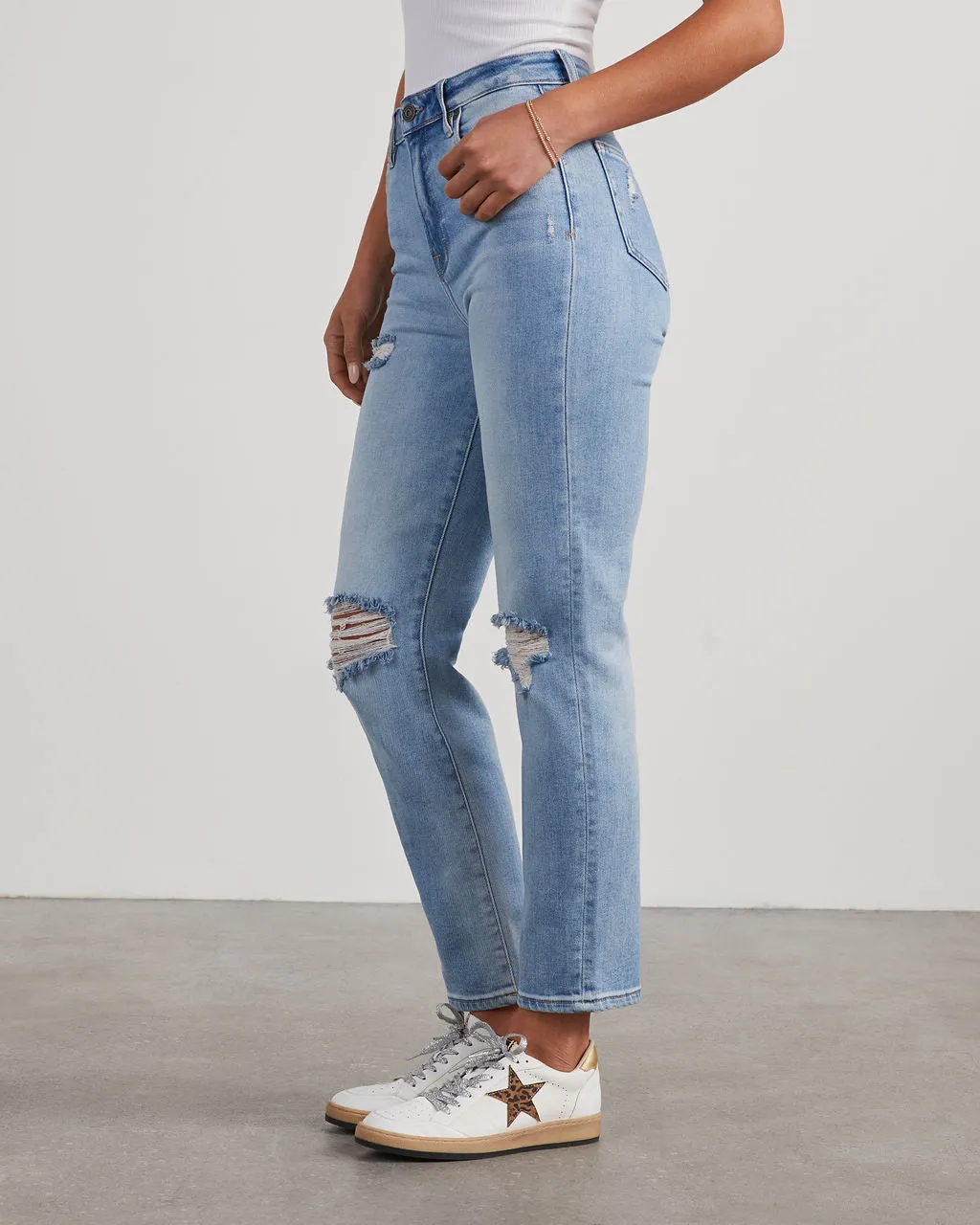 Polly Mid Rise Distressed Straight Leg Jeans sold by Vici product image thumbnail 3