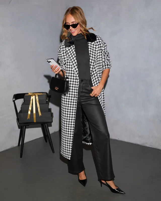 Warm Sugar Faux Fur Collar Houndstooth Coat sold by Vici