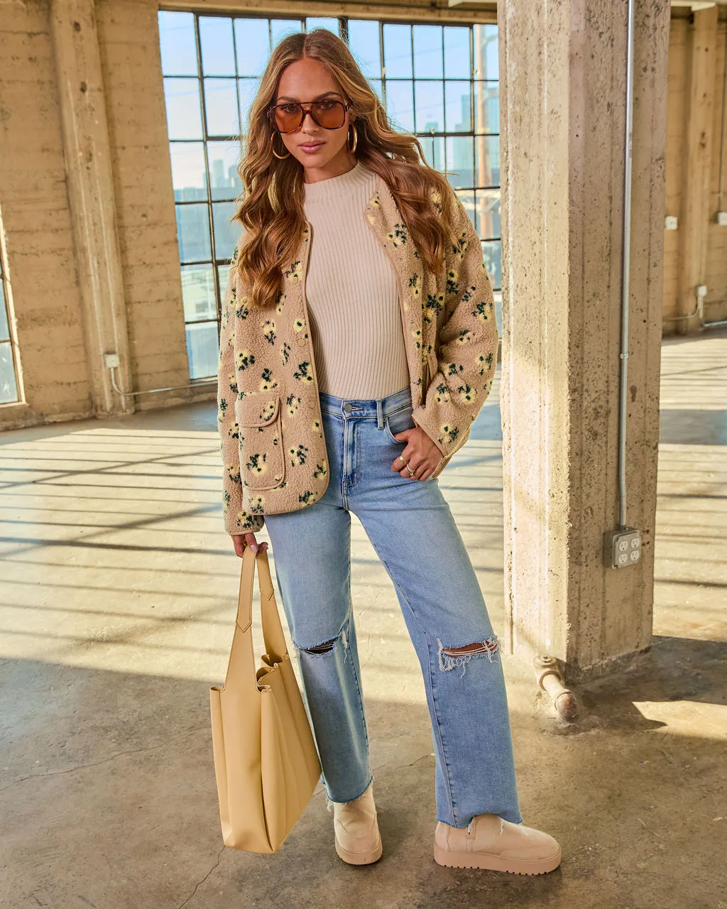 Savangie Pleated Leather Tote Bag sold by Vici product image thumbnail 2