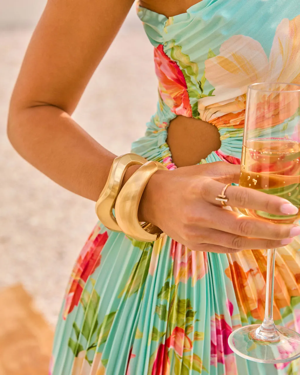 Glow Coast Bangle Set sold by Vici product image thumbnail 4