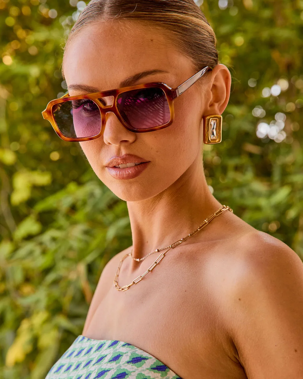 Bold Frame Aviator Sunglasses sold by Vici product image thumbnail 2