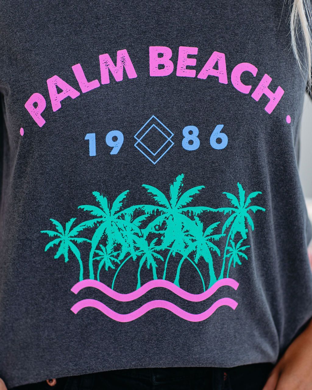 Palm Peach Cotton Tee - LAST CHANCE sold by Vici product image thumbnail 4