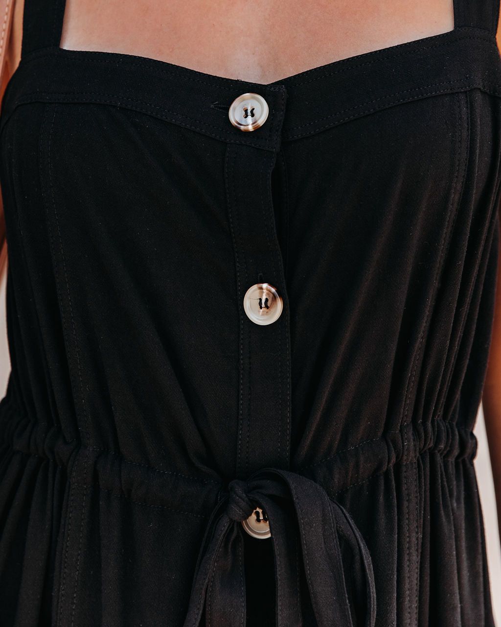 Grapevine Linen Blend Pocketed Maxi Dress - Black sold by Vici product image thumbnail 4