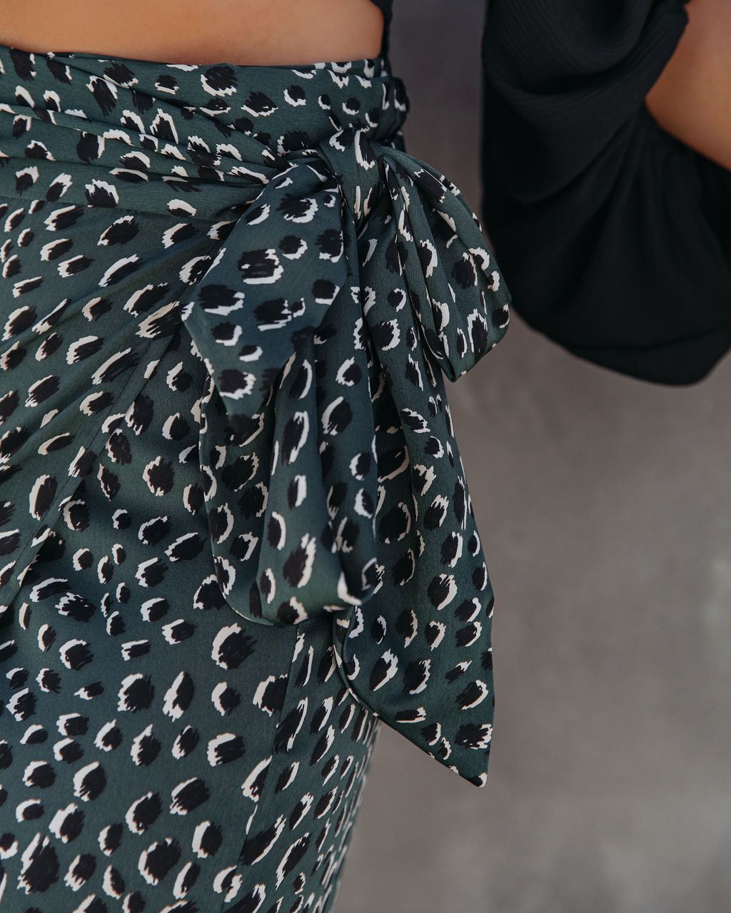 Paniz Printed Wrap Midi Skirt - FINAL SALE sold by Vici product image thumbnail 4