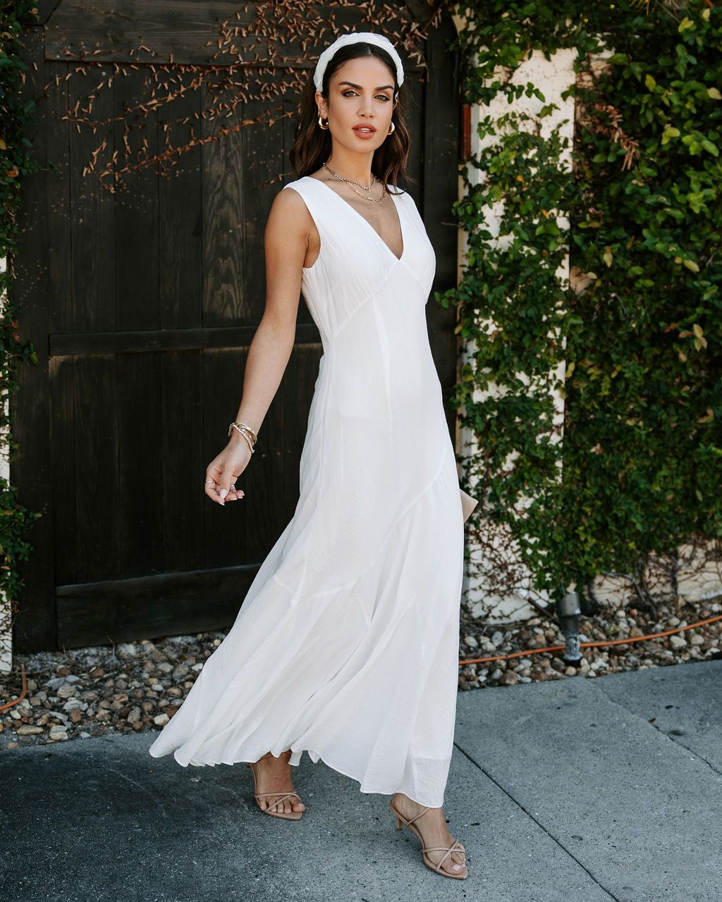 Vada Sleeveless V-Neck Maxi Dress - White - FINAL SALE sold by Vici product image thumbnail 5