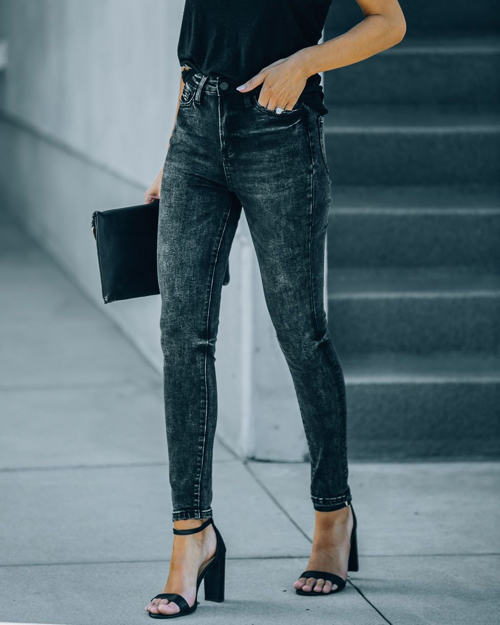 Jianna High Rise Acid Wash Skinny sold by Vici product image thumbnail 5