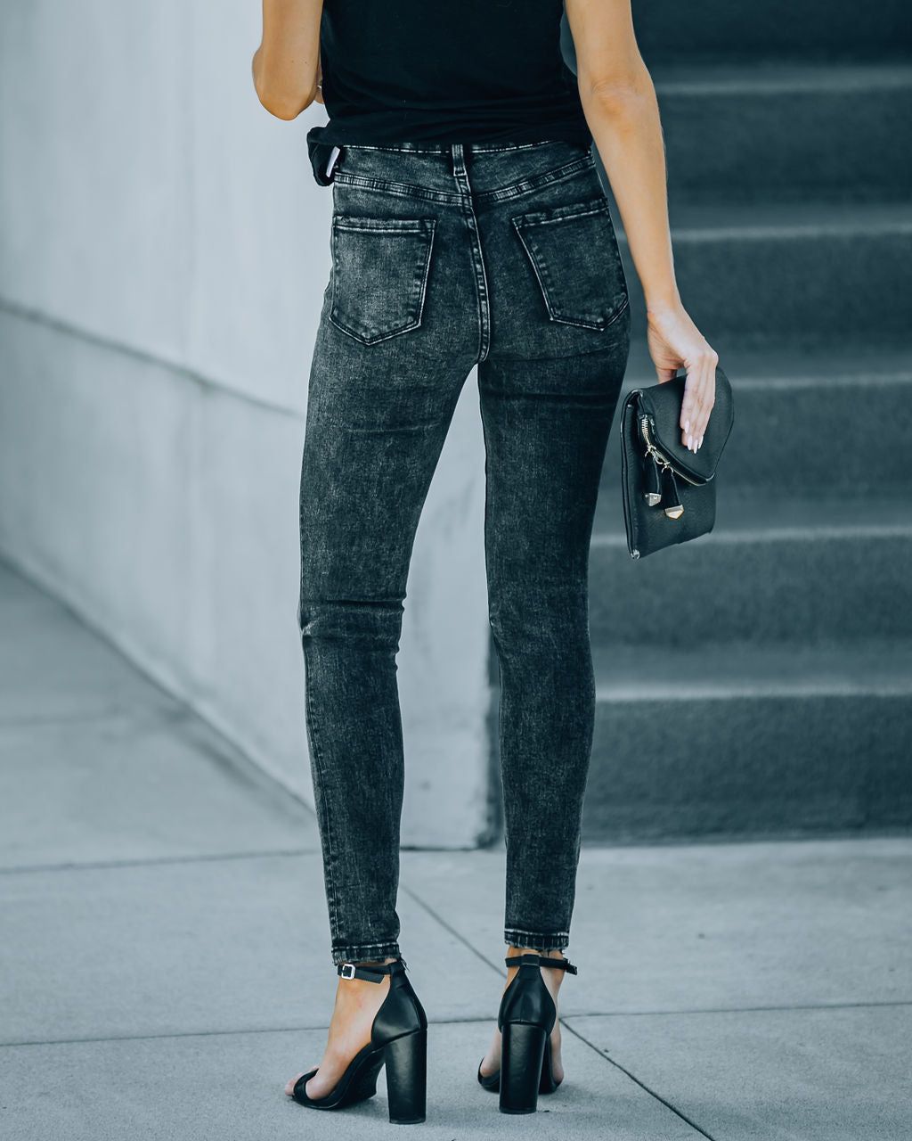 Jianna High Rise Acid Wash Skinny sold by Vici product image thumbnail 2
