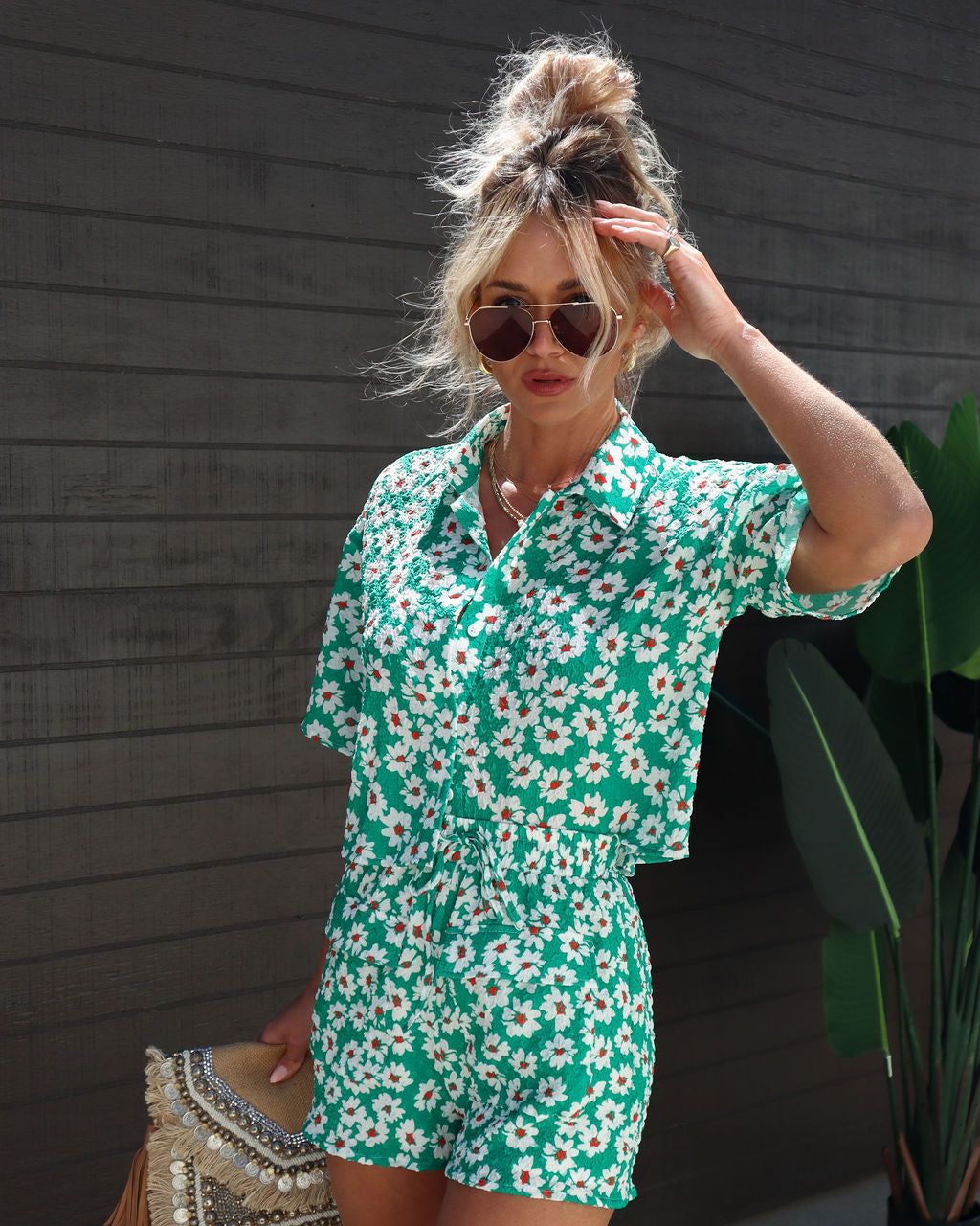 Spring Break Daisy Textured Pocketed Drawstring Shorts sold by Vici product image thumbnail 5