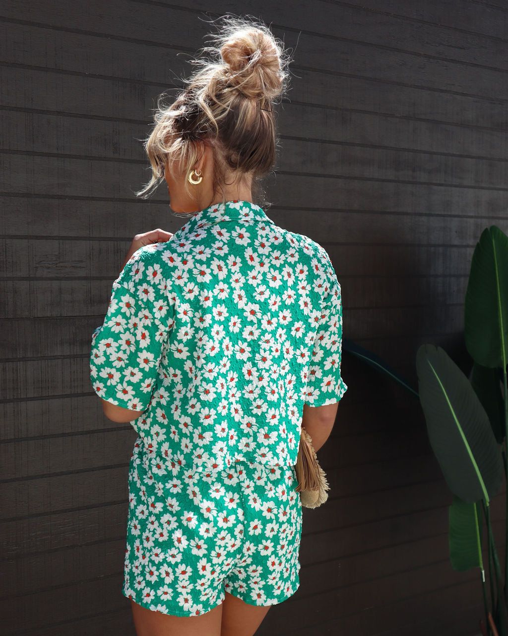 Spring Break Daisy Textured Pocketed Drawstring Shorts sold by Vici product image thumbnail 2