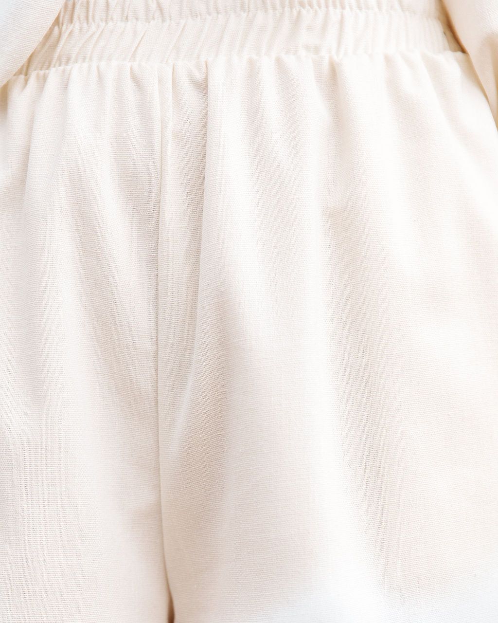 Johan Pocketed Linen Blend Shorts - Ivory - FINAL SALE sold by Vici product image thumbnail 4